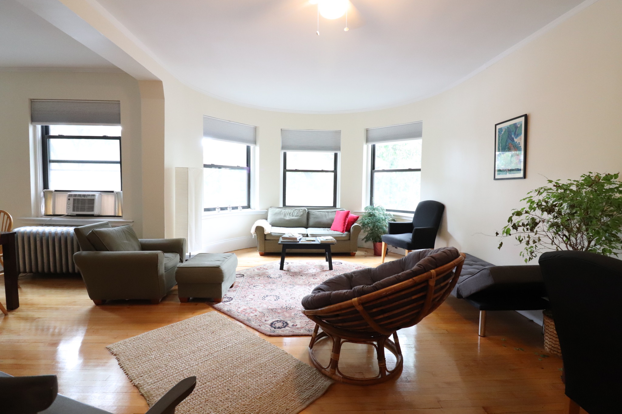 2 bed, 1 bath apartment for rent at 1100 Beacon St Unit 2A, Brookline — photo 1 of 18