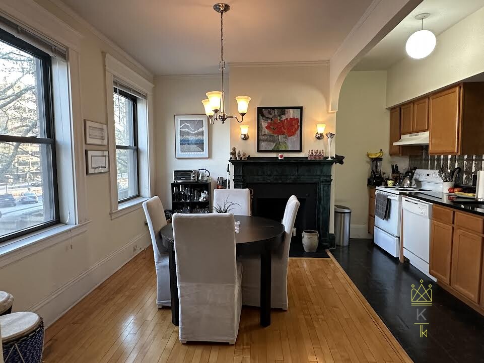 2 bed, 1 bath apartment for rent at 1100 Beacon St Unit 2D, Brookline — photo 3 of 16