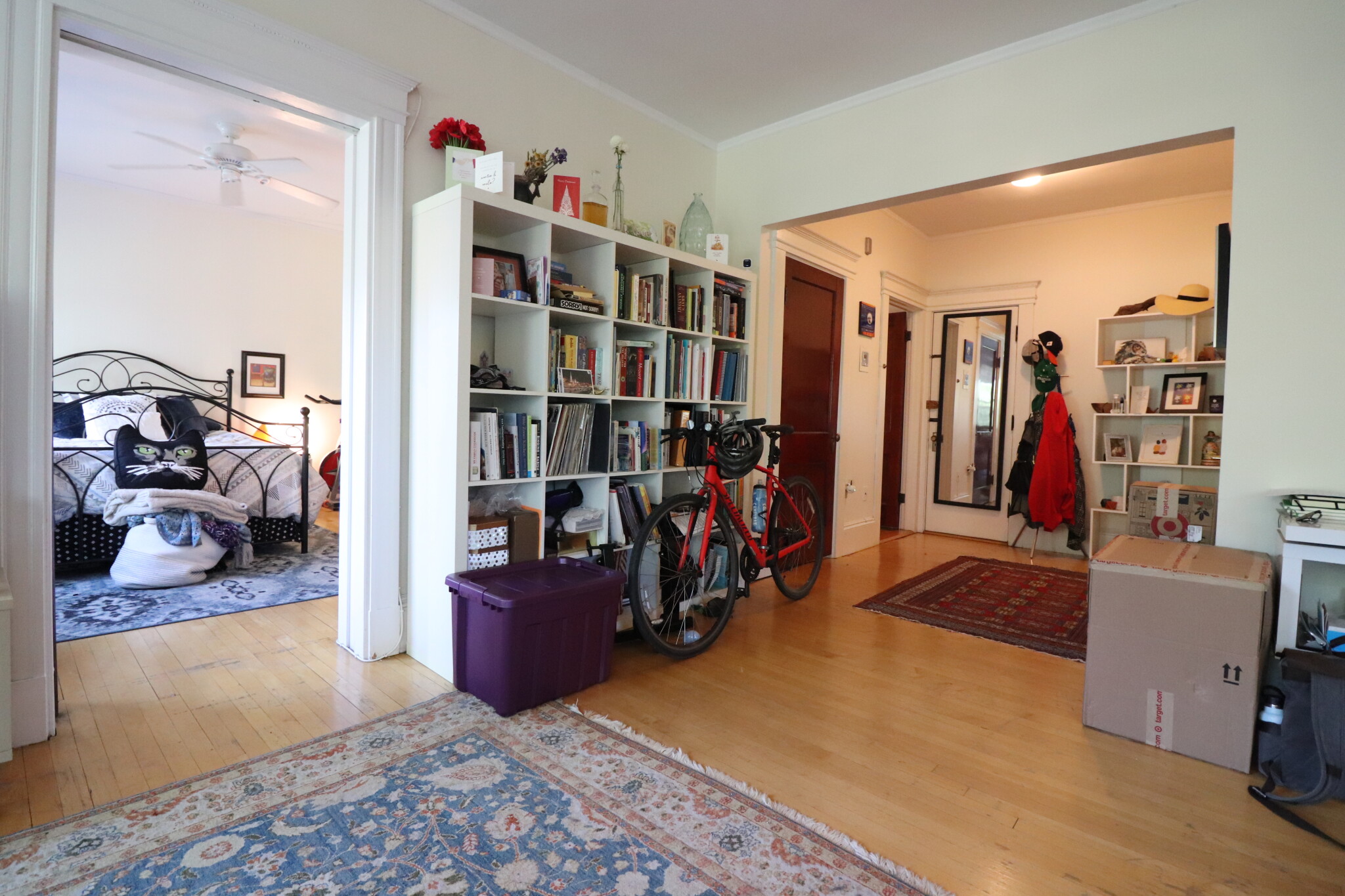 2 bed, 1 bath apartment for rent at 1100 Beacon St Unit 4A, Brookline — photo 5 of 23