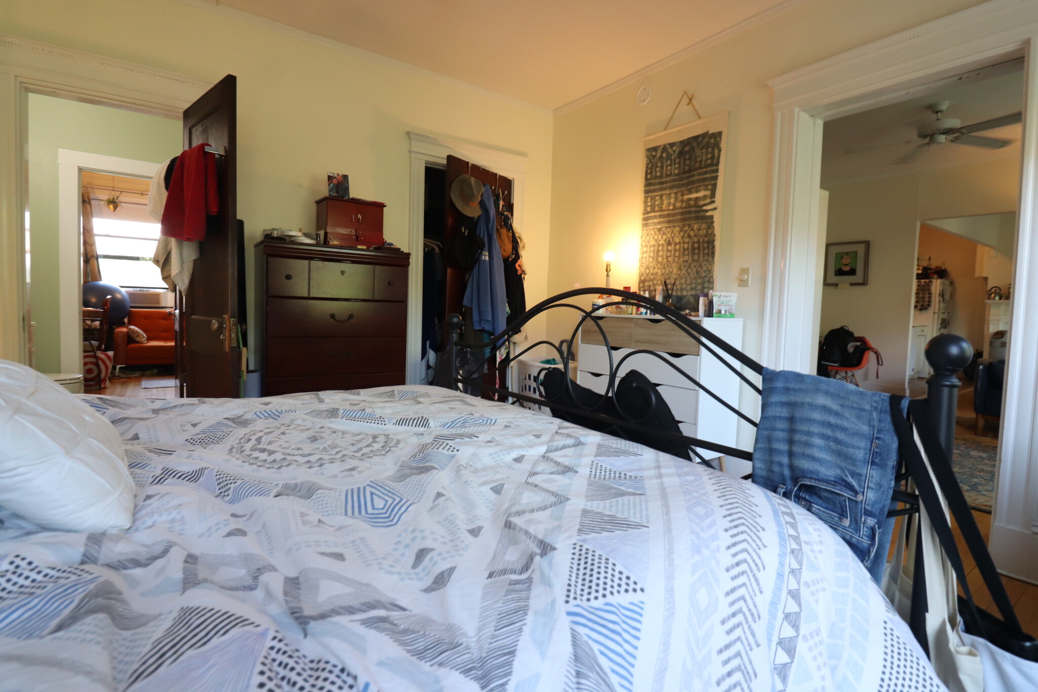 2 bed, 1 bath apartment for rent at 1100 Beacon St Unit 4A, Brookline — photo 9 of 23