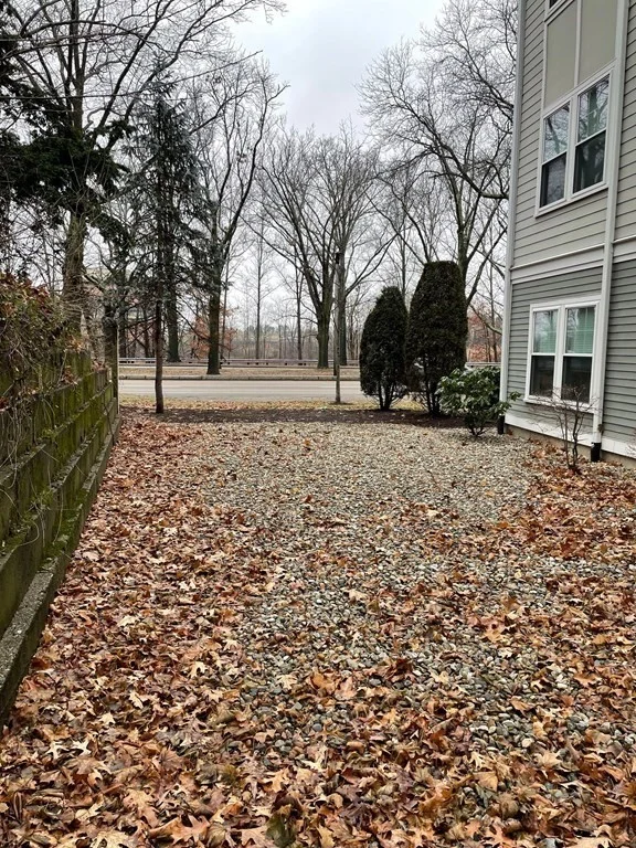 2 bed, 1.5 bath apartment for rent at 1100 Vfw Pkwy Unit 105, West Roxbury — photo 17 of 18