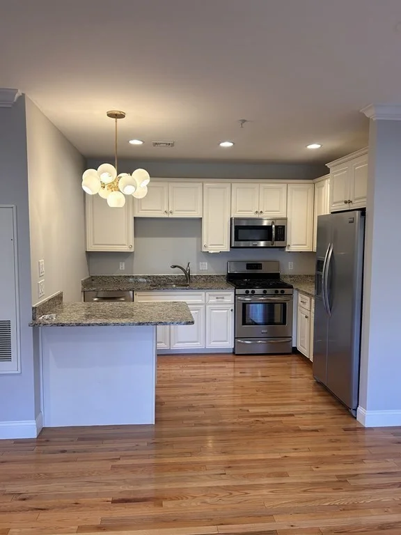 2 bed, 1.5 bath apartment for rent at 1100 Vfw Pkwy Unit 201, West Roxbury