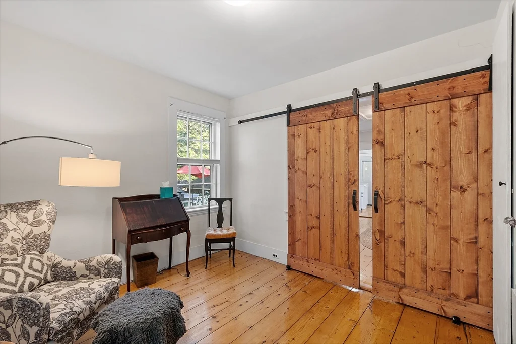 3 bed, 3 bath apartment for rent at 1101 Washington St Unit WINTER, Lanesville — photo 24 of 41