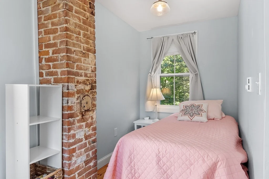 3 bed, 3 bath apartment for rent at 1101 Washington St Unit WINTER, Lanesville — photo 38 of 41