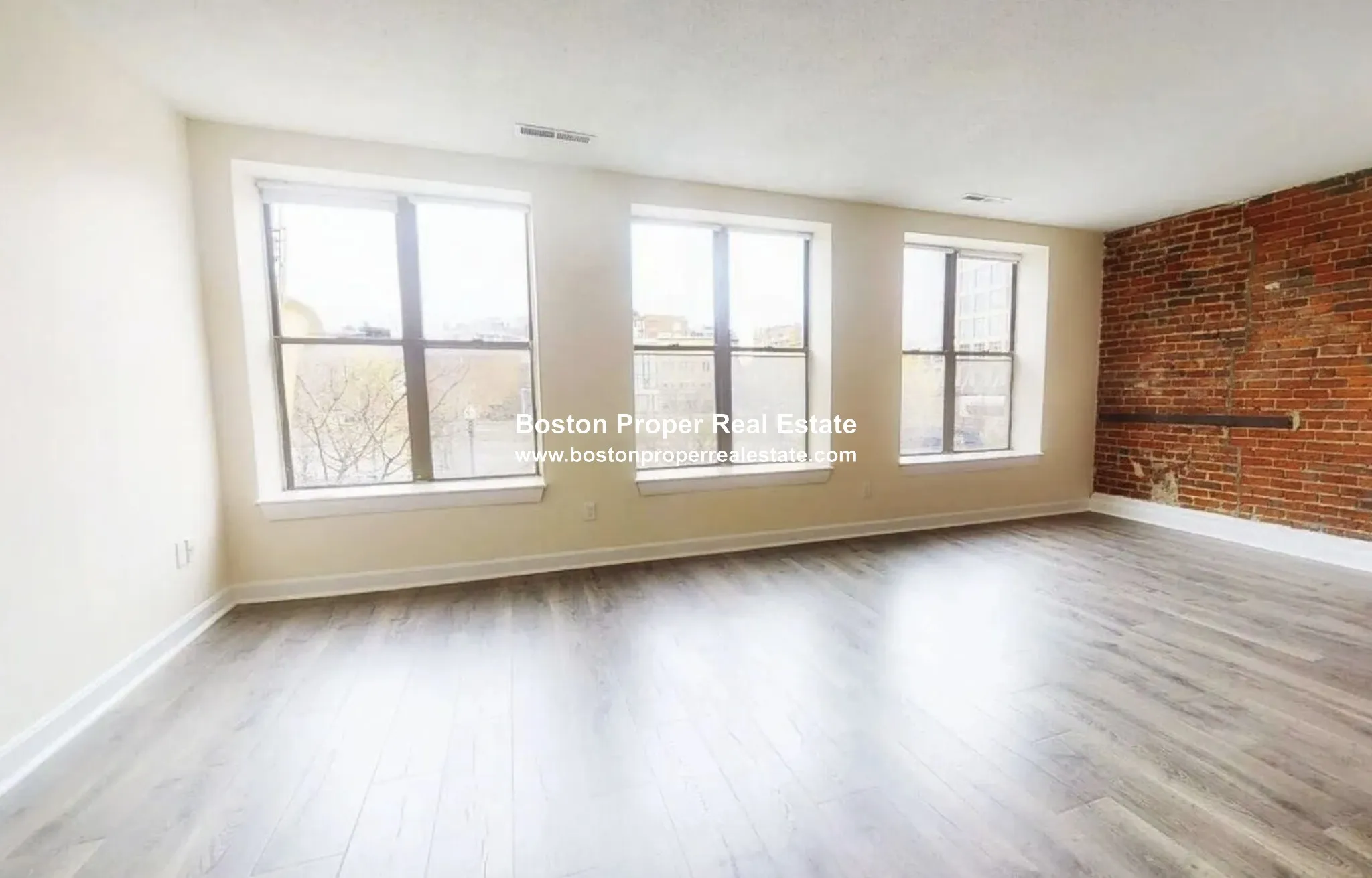 2 bed, 1 bath apartment for rent at 1102 Boylston St Unit 2, Fenway — photo 1 of 6