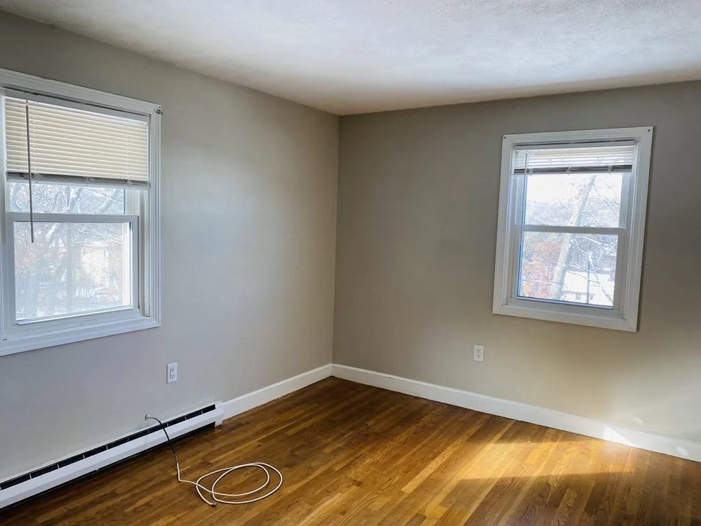3 bed, 1 bath apartment for rent at 1104 Waverly St Unit B, Framingham — photo 9 of 12