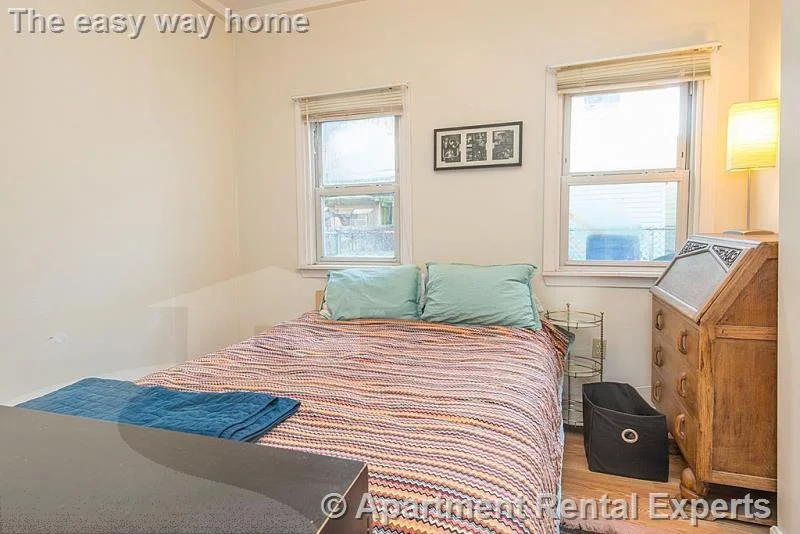 1 bed, 1 bath apartment for rent at 1105 Cambridge St Unit 1, Inman Square — photo 4 of 5