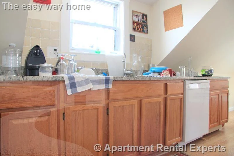 1 bed, 1 bath apartment for rent at 1105 Cambridge St Unit 3, Inman Square — photo 14 of 29