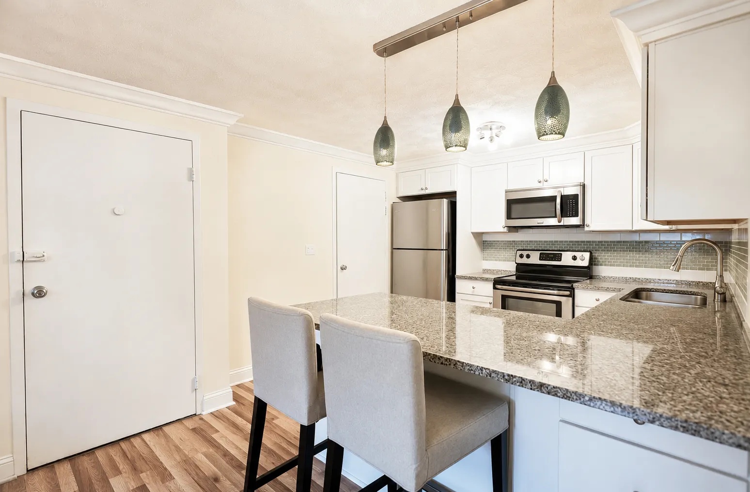 2 bed, 1 bath apartment for rent at 1105 Lexington St Unit 42, North Waltham