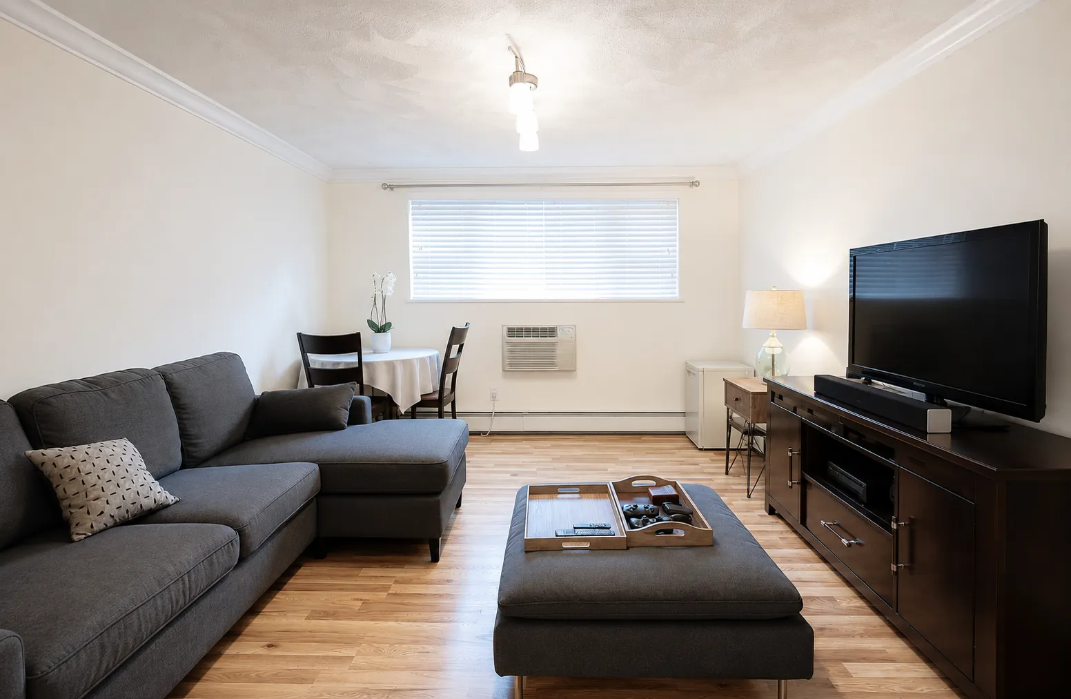 2 bed, 1 bath apartment for rent at 1105 Lexington St Unit 42, North Waltham — photo 4 of 14