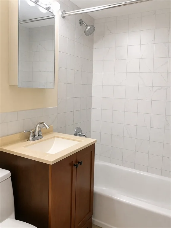 2 bed, 1 bath apartment for rent at 1105 Lexington St Unit B4 U9, Waltham — photo 14 of 14