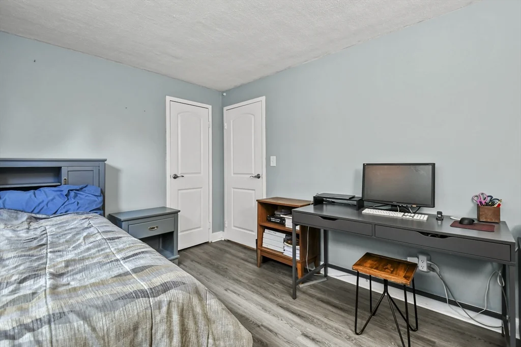 2 bed, 1 bath apartment for rent at 1105 Lexington Unit 10-2, Waltham — photo 14 of 21