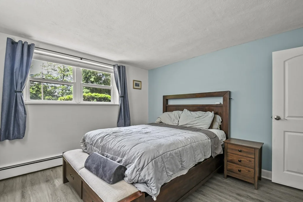 2 bed, 1 bath apartment for rent at 1105 Lexington Unit 10-2, Waltham — photo 13 of 21