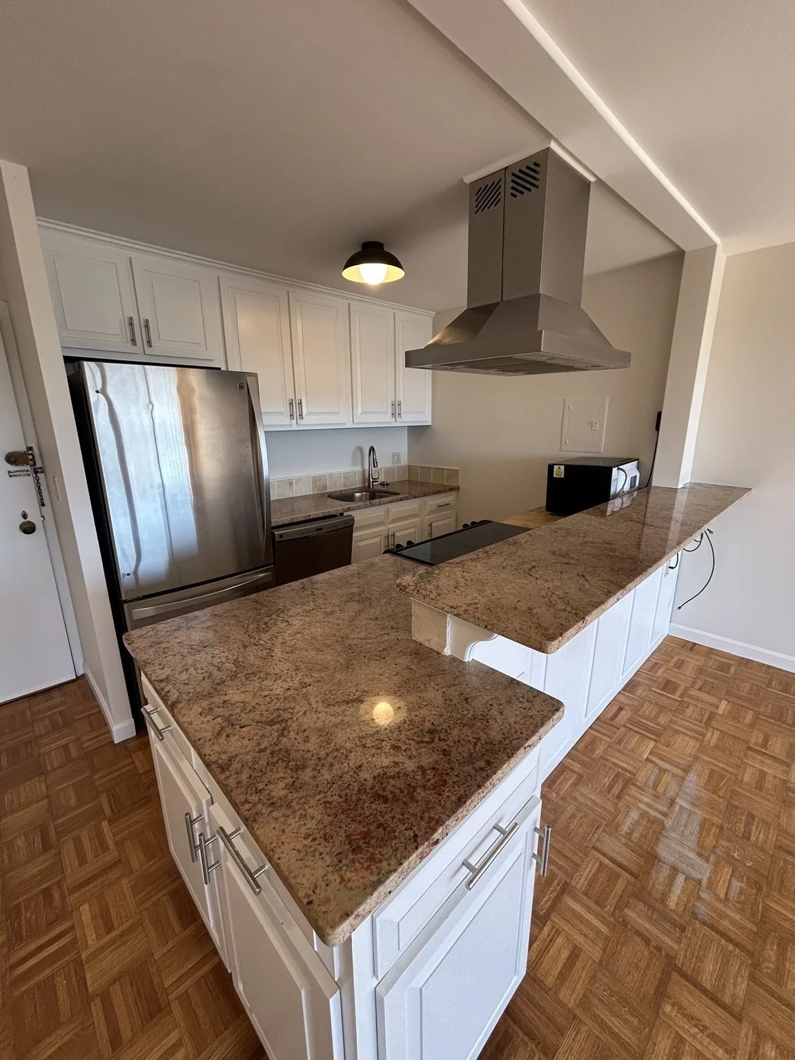 2 bed, 1 bath apartment for rent at 1105 Massachusetts Ave Unit 12G, Harvard Square — photo 3 of 12