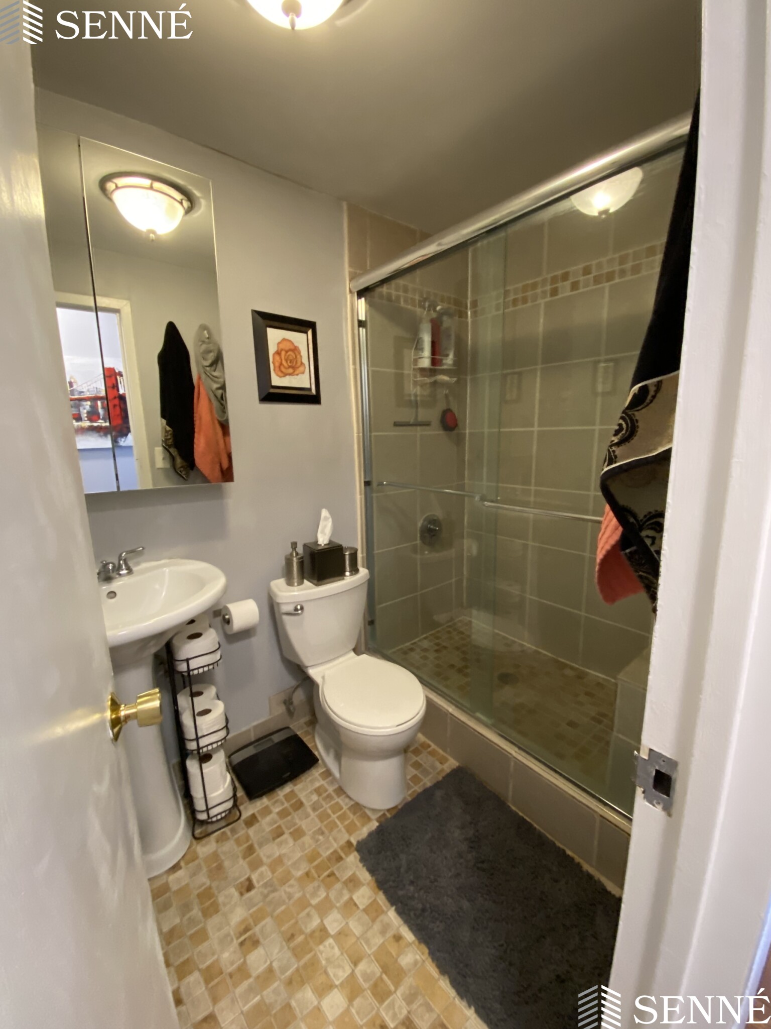 2 bed, 1 bath apartment for rent at 1105 Massachusetts Ave Unit 8C, Harvard Square — photo 5 of 10