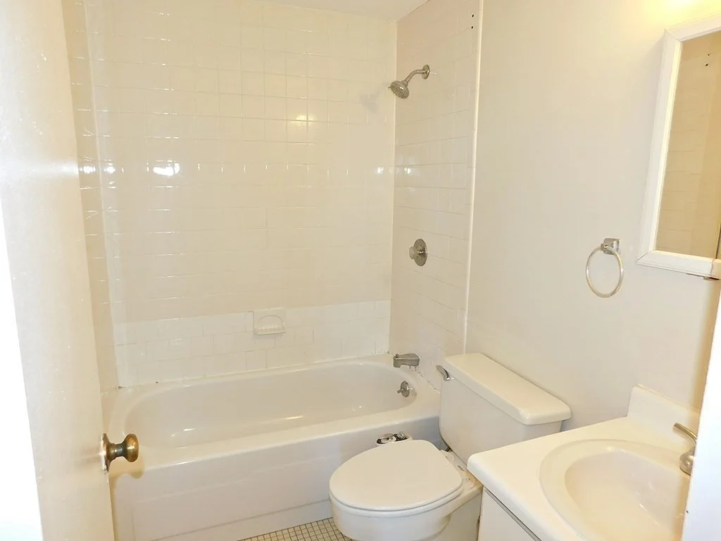 1 bed, 1 bath apartment for rent at 1105 Massachusetts Ave Unit 9D, Harvard Square — photo 5 of 9