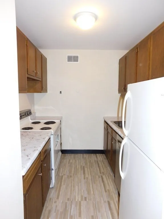 1 bed, 1 bath apartment for rent at 1105 Massachusetts Ave Unit 9D, Harvard Square — photo 2 of 9