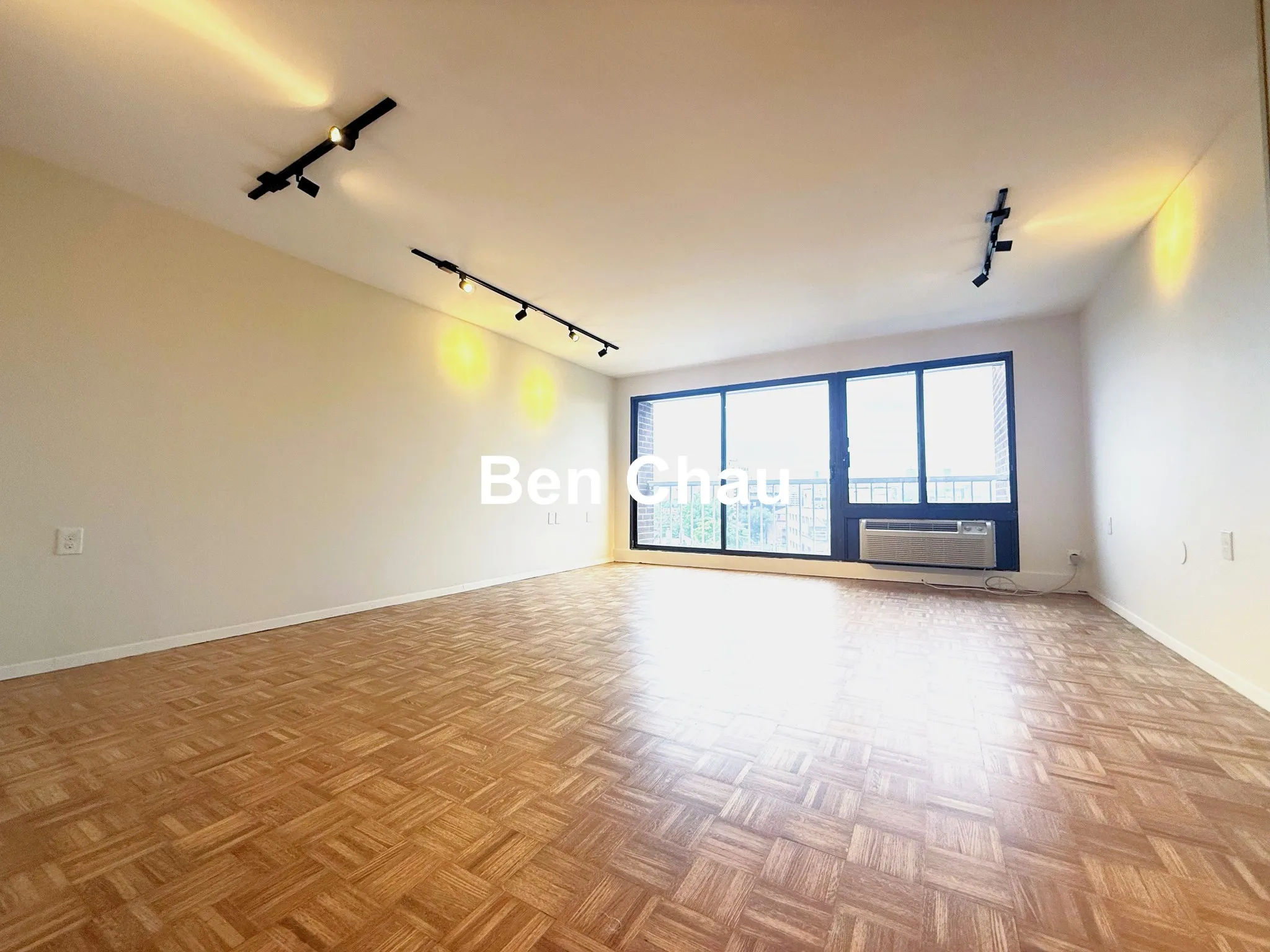 2 bed, 1 bath apartment for rent at 1105 Massachusetts Ave Unit 9G, Harvard Square — photo 4 of 20