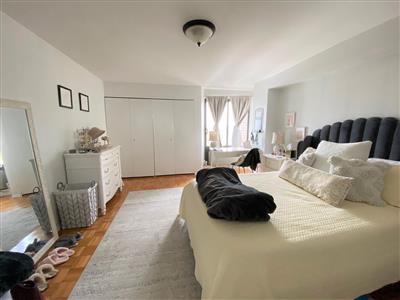 2 bed, 1 bath apartment for rent at 1106 Massachusetts Ave Unit 11H, Riverside — photo 9 of 15