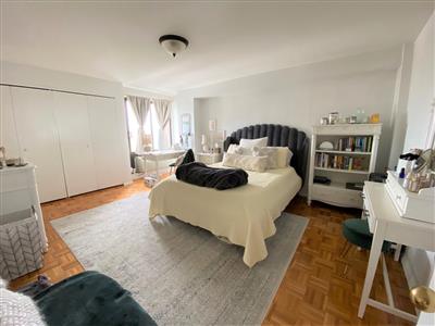 2 bed, 1 bath apartment for rent at 1106 Massachusetts Ave Unit 11H, Riverside — photo 8 of 15