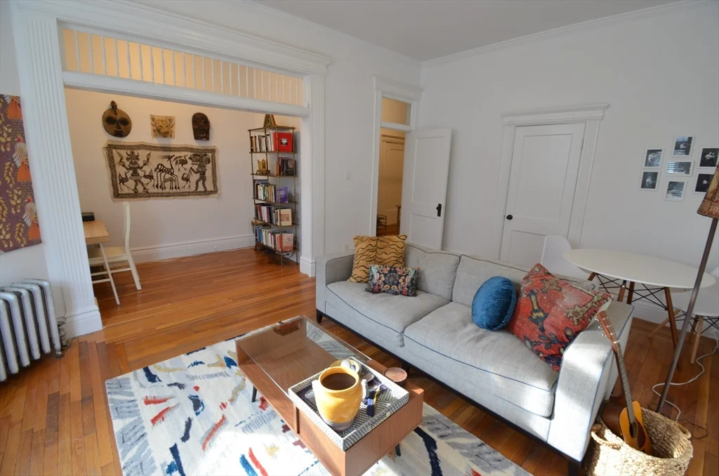 1 bed, 1 bath apartment for rent at 1109 Boylston St Unit 1, Fenway — photo 4 of 15