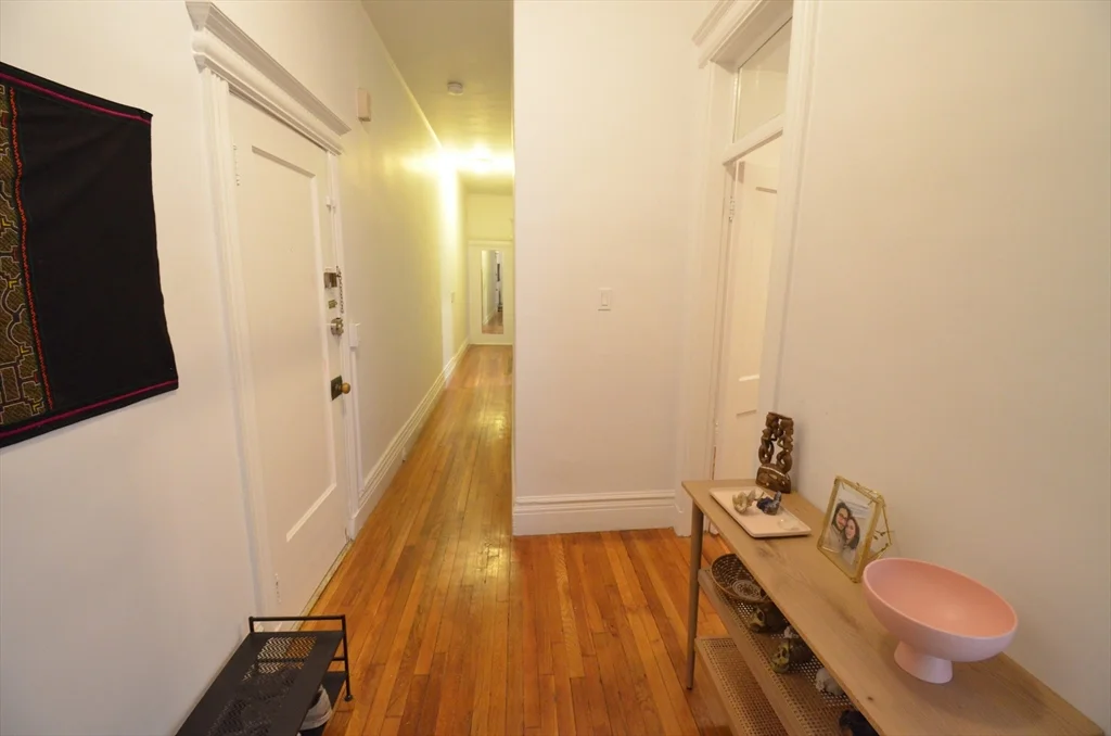 1 bed, 1 bath apartment for rent at 1109 Boylston St Unit 1, Fenway — photo 11 of 15