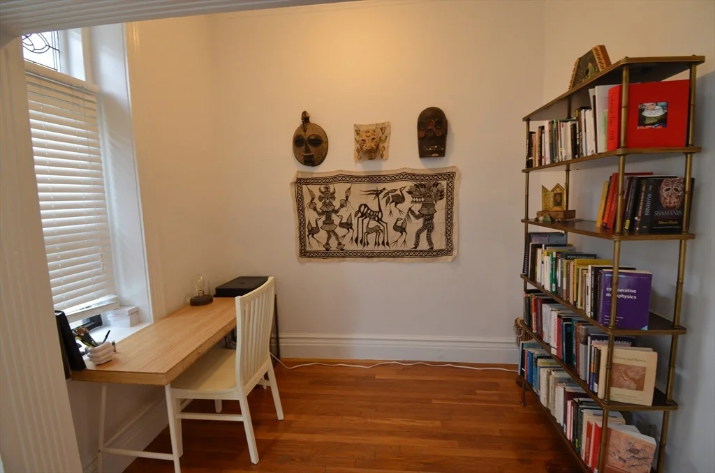 1 bed, 1 bath apartment for rent at 1109 Boylston St Unit 1, Fenway — photo 5 of 15