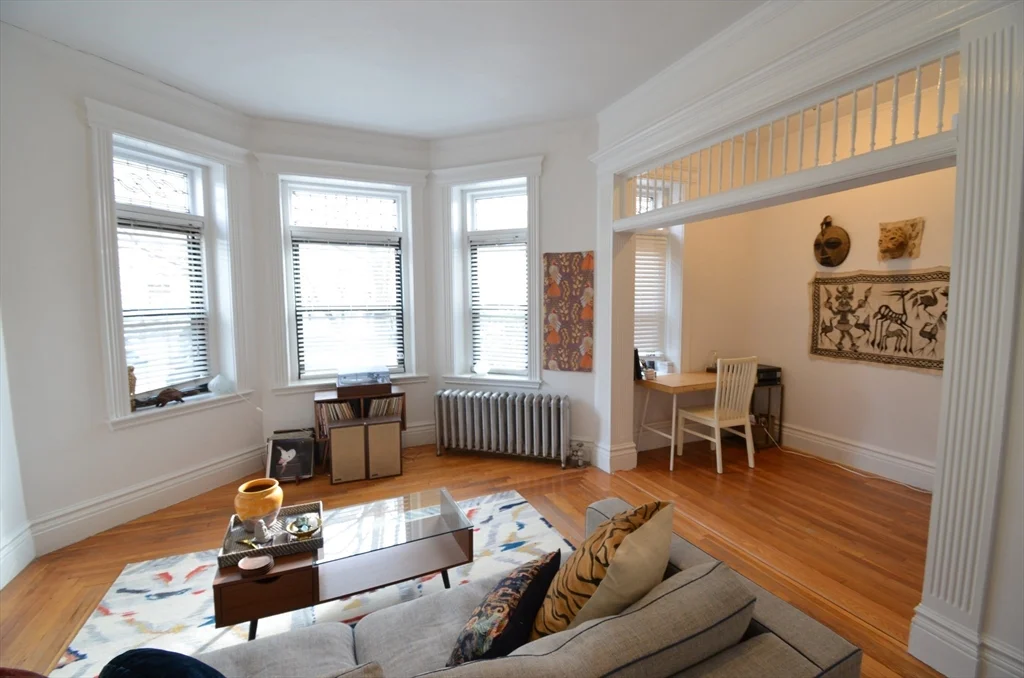 1 bed, 1 bath apartment for rent at 1109 Boylston St Unit 1, Fenway — photo 2 of 15