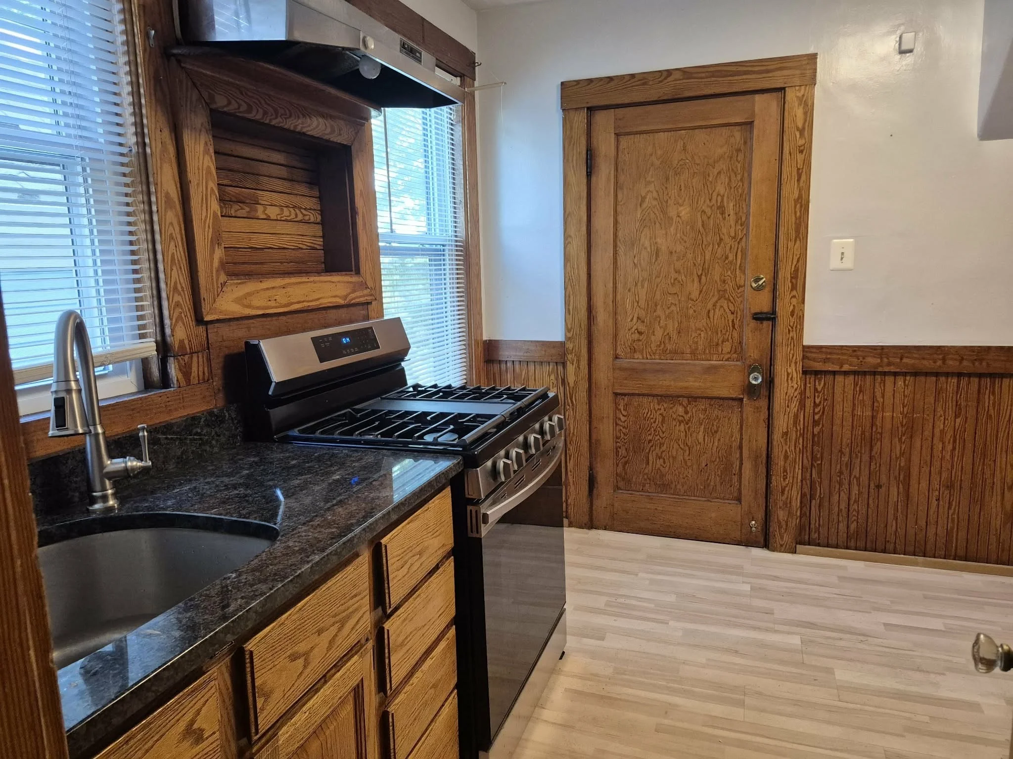 2 bed, 1 bath apartment for rent at 111-113 Brown Ave Unit 2, Roslindale — photo 3 of 11