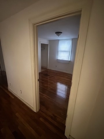 3 bed, 1 bath apartment for rent at 111 Arlington Unit 1, Hyde Park — photo 5 of 5
