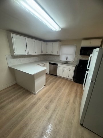3 bed, 1 bath apartment for rent at 111 Arlington Unit 1, Hyde Park — photo 2 of 5