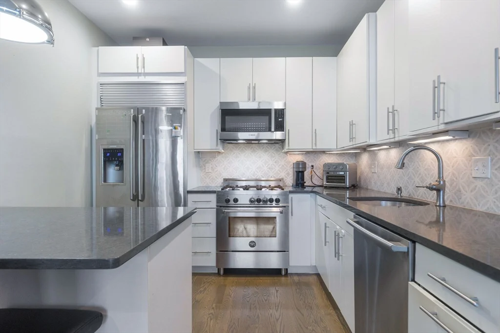 2 bed, 2 bath apartment for rent at 111 B St Unit 5, South Boston — photo 1 of 16