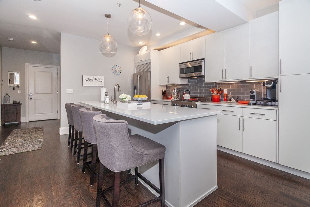 2 bed, 2 bath apartment for rent at 111 B Unit 3, South Boston — photo 3 of 19