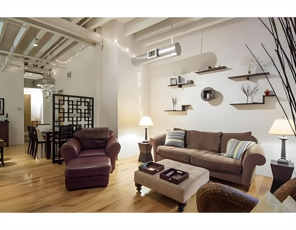 1 bed, 1 bath apartment for rent at 111 Beach St Unit 1E, Boston Downtown