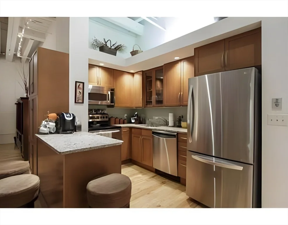 1 bed, 1 bath apartment for rent at 111 Beach St Unit 1E, Boston Downtown — photo 2 of 6