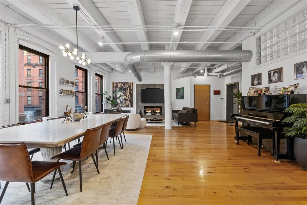 4 bed, 4+ bath apartment for rent at 111 Beach St Unit 2H, Leather District — photo 5 of 20