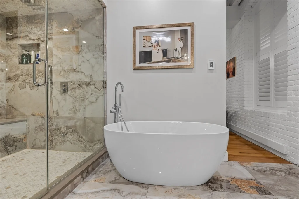4 bed, 4+ bath apartment for rent at 111 Beach St Unit 2H, Leather District — photo 11 of 20