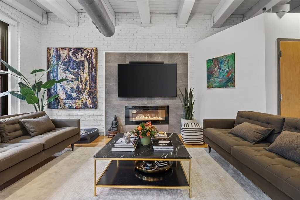 4 bed, 4+ bath apartment for rent at 111 Beach St Unit 2H, Leather District — photo 6 of 20