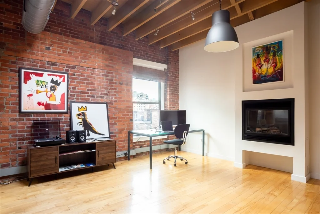 1 bed, 1 bath apartment for rent at 111 Beach St Unit 5C, Leather District — photo 6 of 17