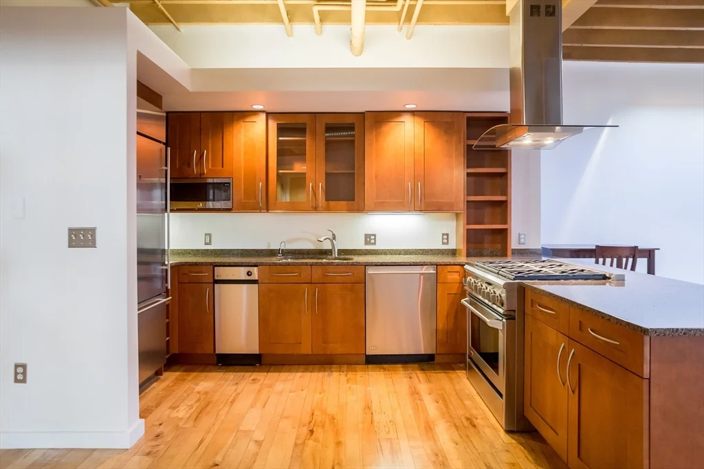 1 bed, 1 bath apartment for rent at 111 Beach St Unit 5C, Leather District — photo 9 of 17
