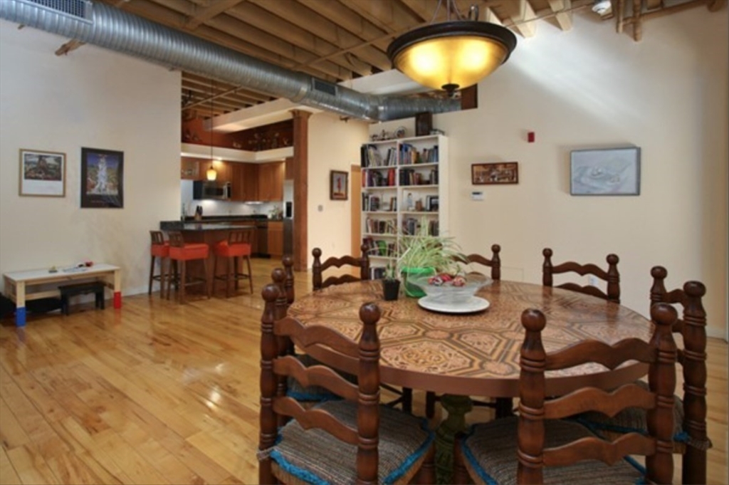 3 bed, 2 bath apartment for rent at 111 Beach Unit 4E, Leather District — photo 2 of 17