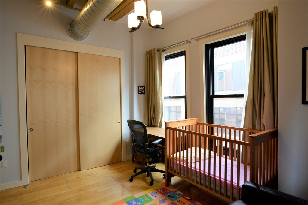 3 bed, 2 bath apartment for rent at 111 Beach Unit 4E, Leather District — photo 14 of 17