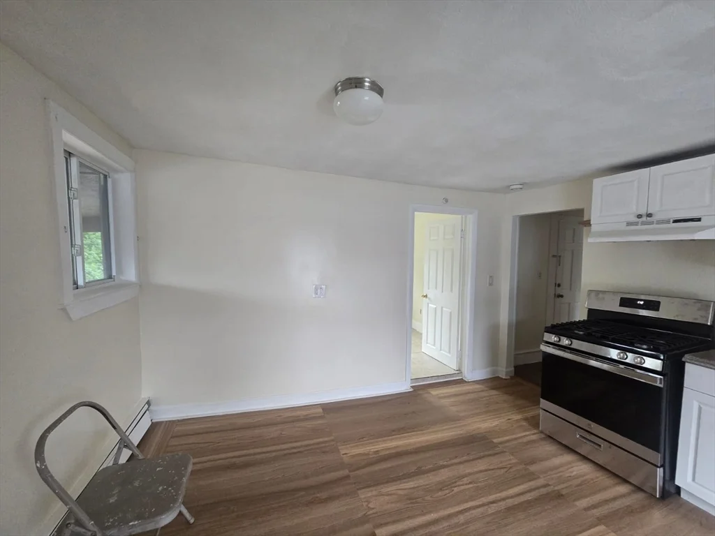2 bed, 1 bath apartment for rent at 111 Brookline St Unit 2, Lynn — photo 9 of 15