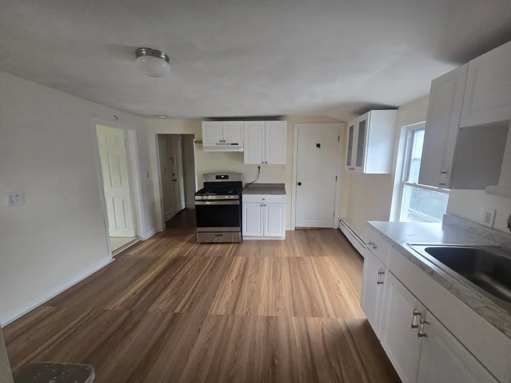 2 bed, 1 bath apartment for rent at 111 Brookline St Unit 3, Lynn — photo 2 of 14