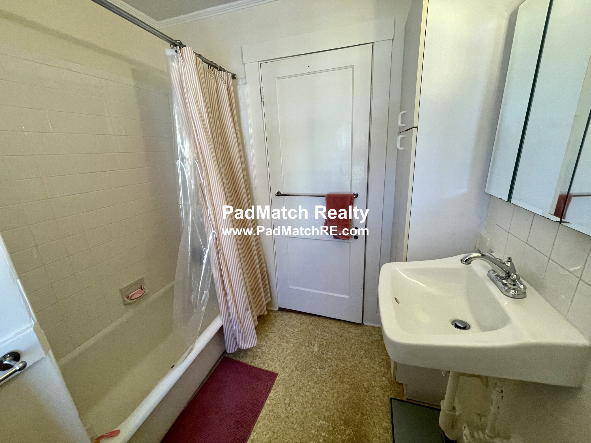 1 bed, 1 bath apartment for rent at 111 Carlton St Unit 2, Brookline — photo 8 of 12
