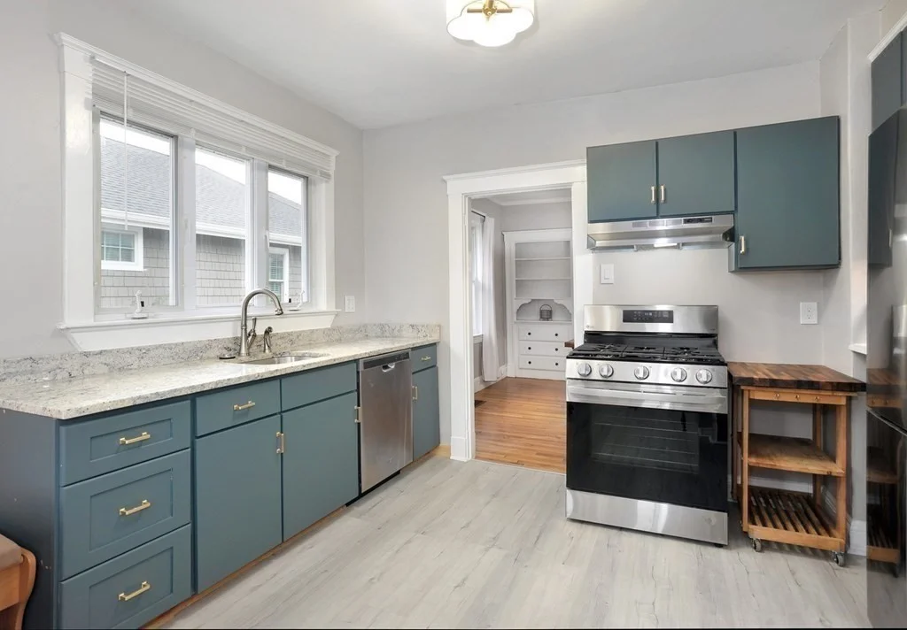 3 bed, 2 bath apartment for rent at 111 Darrow, Quincy — photo 13 of 28