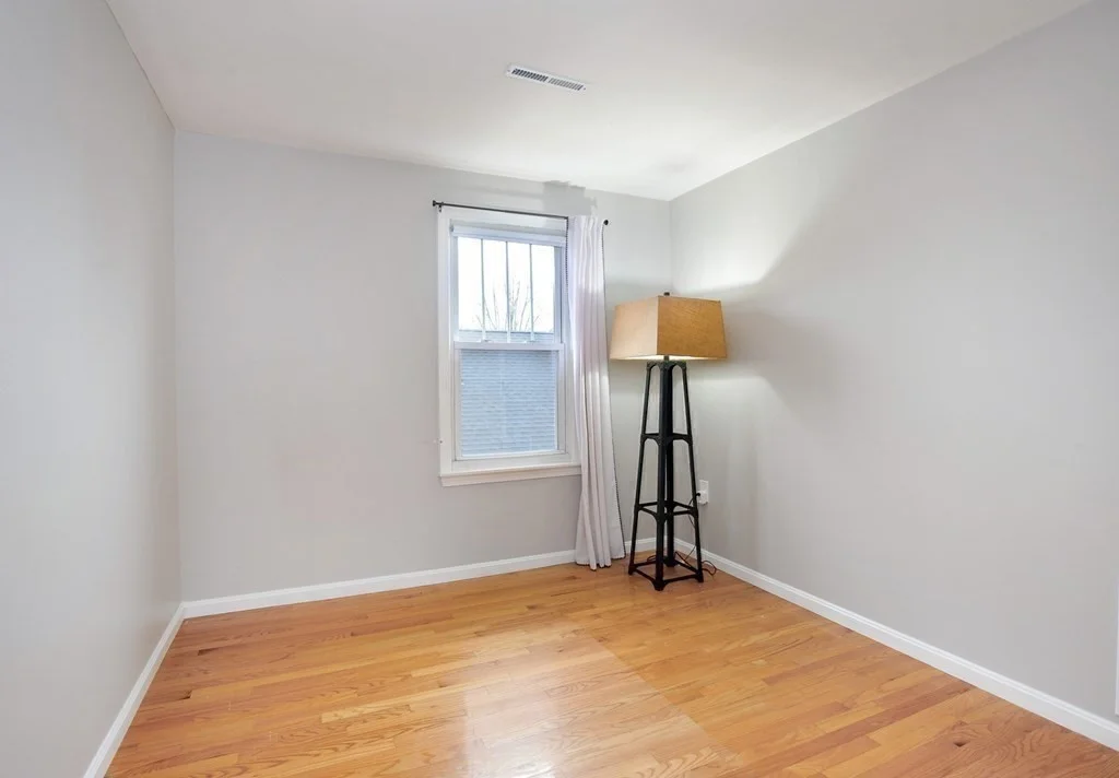 3 bed, 2 bath apartment for rent at 111 Darrow, Quincy — photo 19 of 28