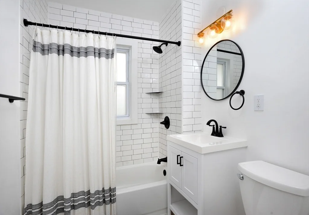 3 bed, 2 bath apartment for rent at 111 Darrow St Unit 0, Quincy — photo 14 of 28