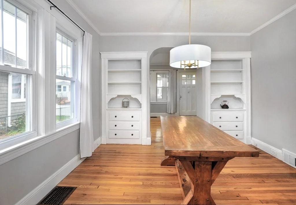 3 bed, 2 bath apartment for rent at 111 Darrow St Unit 0, Quincy — photo 9 of 28