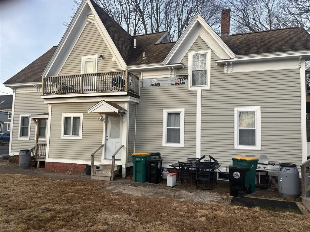 2 bed, 1 bath apartment for rent at 111 Division St Unit 2, North Attleboro — photo 13 of 15